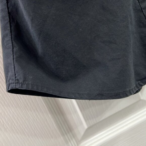 Button up top - Picture 7 of 8